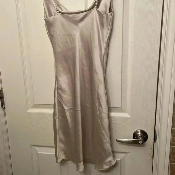 Cowlneck slip dress - Picture 4 of 7